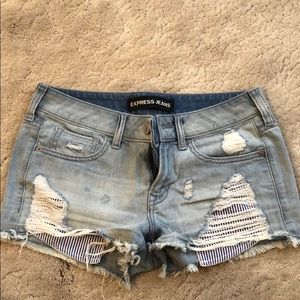 Express Low Rise Denim Shorts with striped pockets